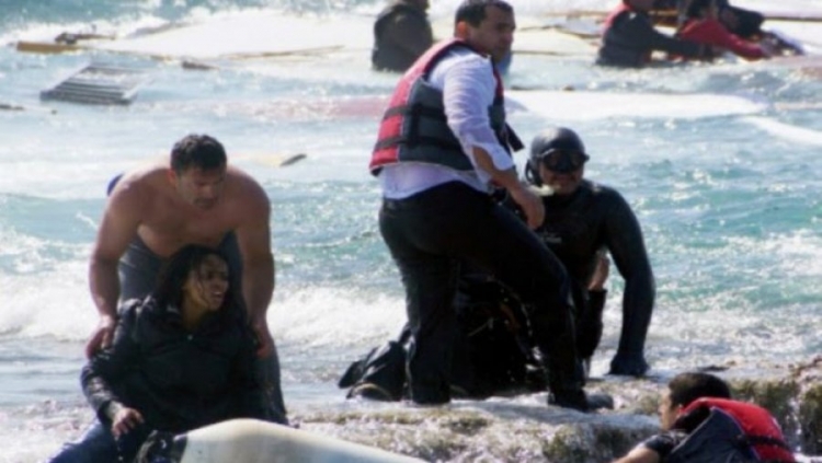 Aksion i madh për shpëtimin e emigrantëve në Detin Egje