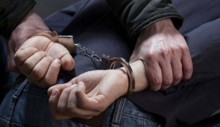 29-vjeçari nga Kurbini kërcënon 48-vjeçare, “Më jep 2 mijë euro ose do të publikoj fotot intime”, arrestohet nga policia