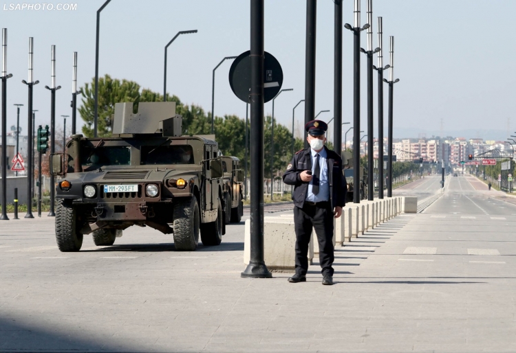 A është koha për të lehtësuar masat kundër COVID-19! OBSH paralajmëron shtetet