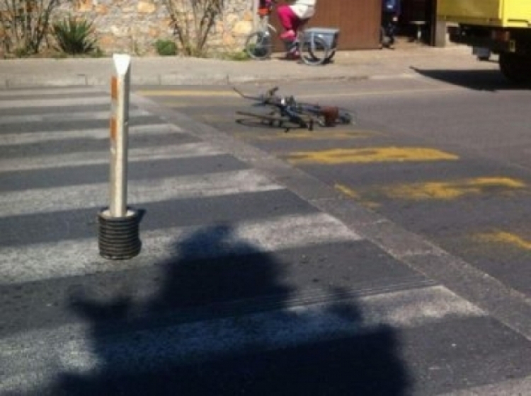 Aksident tragjik në Sarandë, makina përplas për vdekje një person