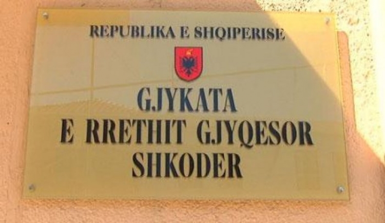 Shkodër, vrau elektriçistin, gjykata e lë në burg