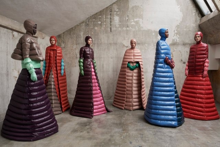 Milano Fashion Week/ Moncler befason me koleksionin e çuditshëm [FOTO]