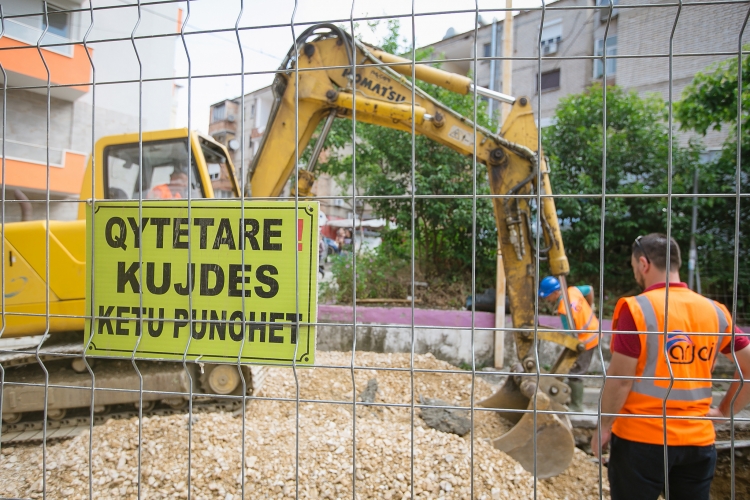 Merr zgjidhje problemi i ujërave të zeza për 5 mijë banorët e rrugës “Mihal Grameno”