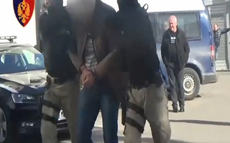 Tiranë, arrestohet i shumëkërkuari në nivel ndërkombëtar 44-vjeçari Çlirim Marku