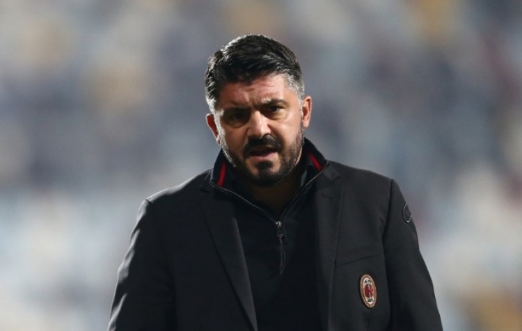 Gattuso largohet në fund të sezonit, një emër i ri zëvendësues del në skenë