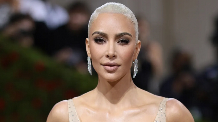 'Hera e katërt është qershia mbi tortë', Kim Kardashian e hapur ndaj një martese tjetër