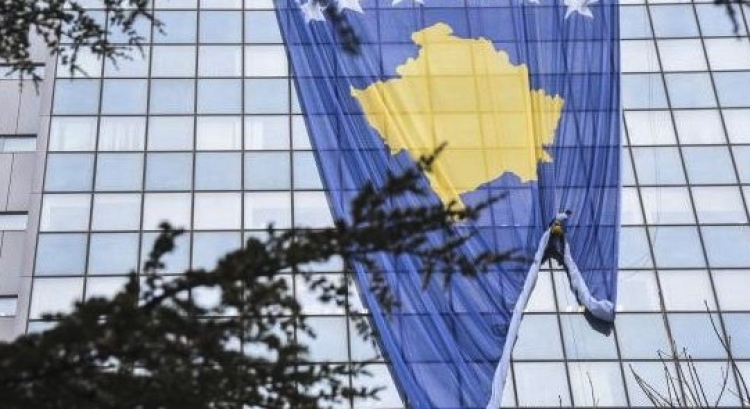 Vijon ‘hakmarrja’ e Kosovës: Ndalon hyrjen e çdo zyrtari nga Beogradi