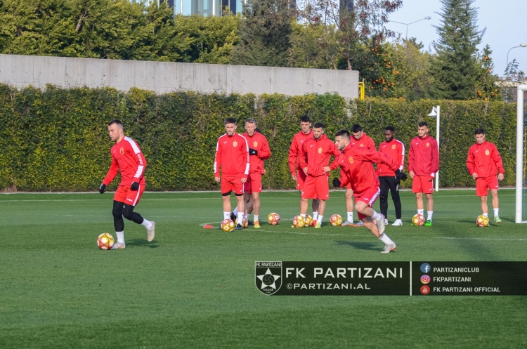 Partizani vazhdon përforcimet në merkato, vjen mbrojtësi nga ekipi i Luganos