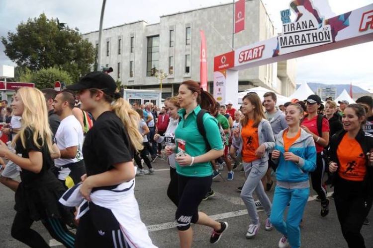 Maratona e Tiranës,kufizohet qarkullimi, rrugët e bllokuara janë...