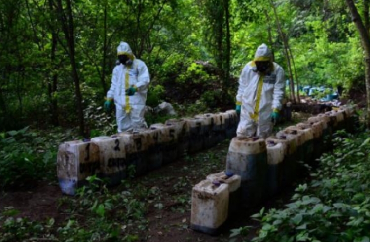 Zbulohet një laborator i klanit të “El Chapo”, gjenden 50 ton drogë sintetike