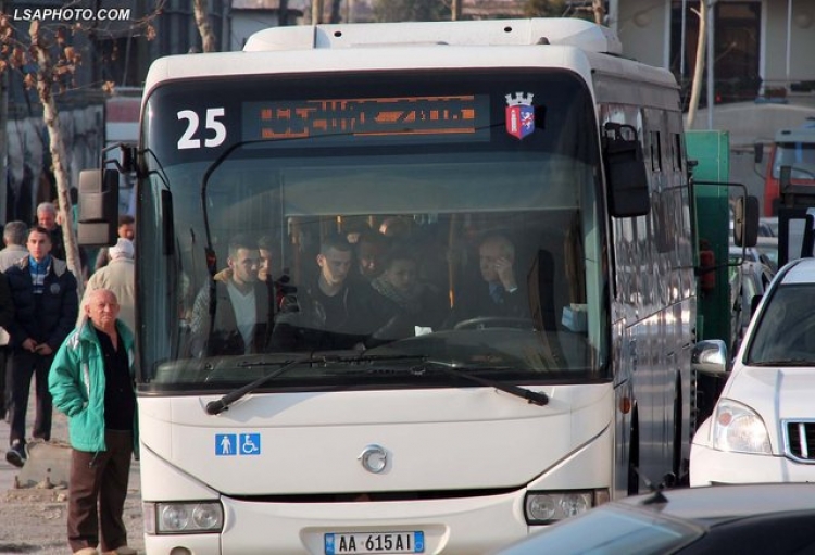 Bëni kujdes! Nëse udhëtoni me abone, Bashkia e Tiranës ka një njoftim të rëndësishëm