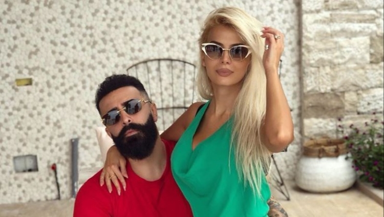 Reperi Getoar Selimi feston 44-vjetorin, Marina Vjollca i dedikon urim romantik