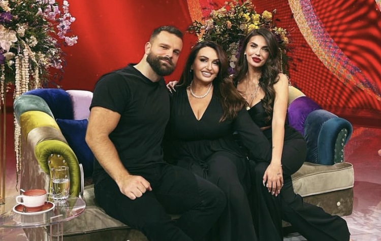 E dhimbshme/ E ëma në luftë me kancerin, Beatrix Ramosaj tregon sfidën e jetës: Ti do ia dalësh ma...