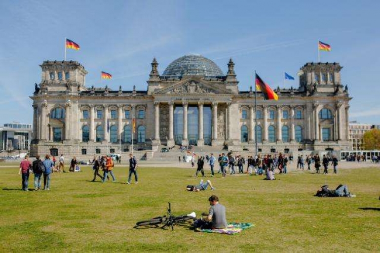 Sinjale pozitive nga Gjermania! 800 mijë vende të lira pune…
