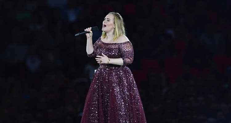 Adele jep një lajm të tmerrshëm për fansat!