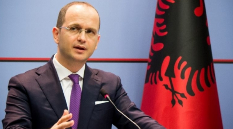U shkarkua nga detyra si Ministër i Jashtëm, Ditmir Bushati ka një mesazh për shqiptarët! [VIDEO]