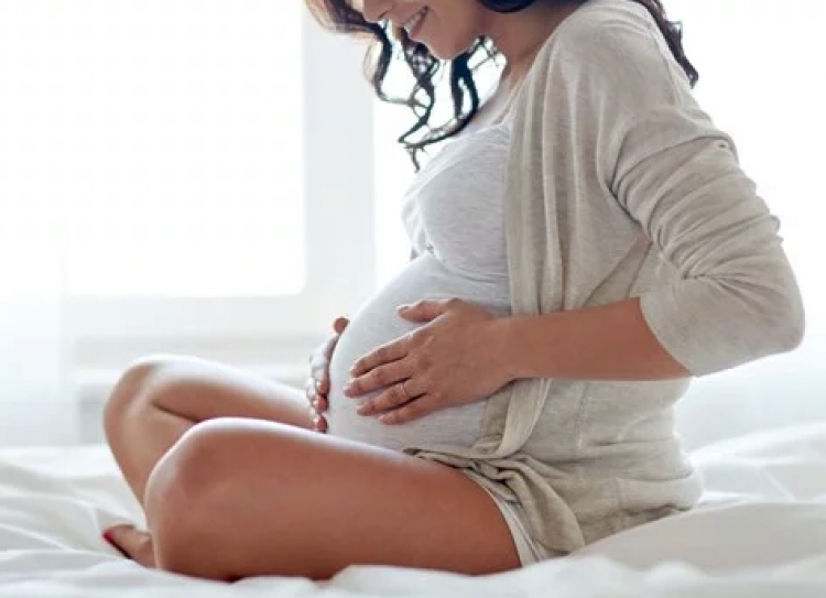 Ndodh në Greqi, një 32-vjeçare ngel shtatzënë me embrionin e 3 prindërve