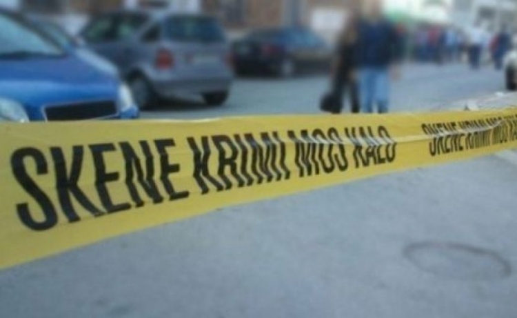 Sarandë, me frakturë në kokë, gjendet i plagosur një person në rrugë