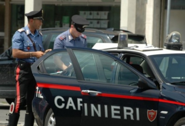 Arrestohet shqiptari në Itali, torturonte prej në viti gruan e tij