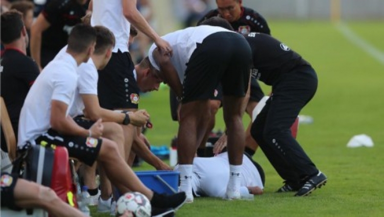 E tmerrshme! Futbollisti gjerman pëson kolaps, ja shkaku...