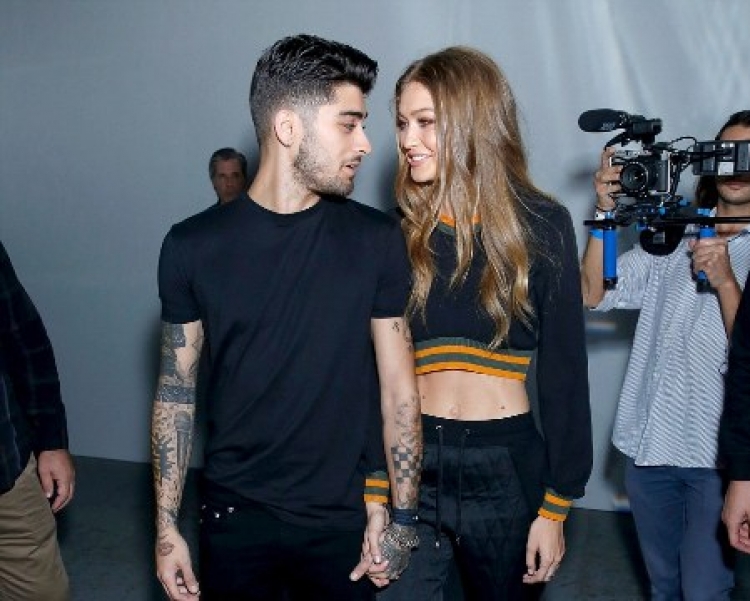 Motra sfilon, por Gigi Hadid ka sy vetëm për Zayn Malik [FOTO]