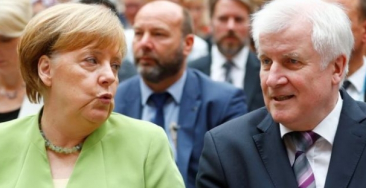 Merkel në rrezik? Kriza e refugjatëve kërcënon qeverinë gjermane