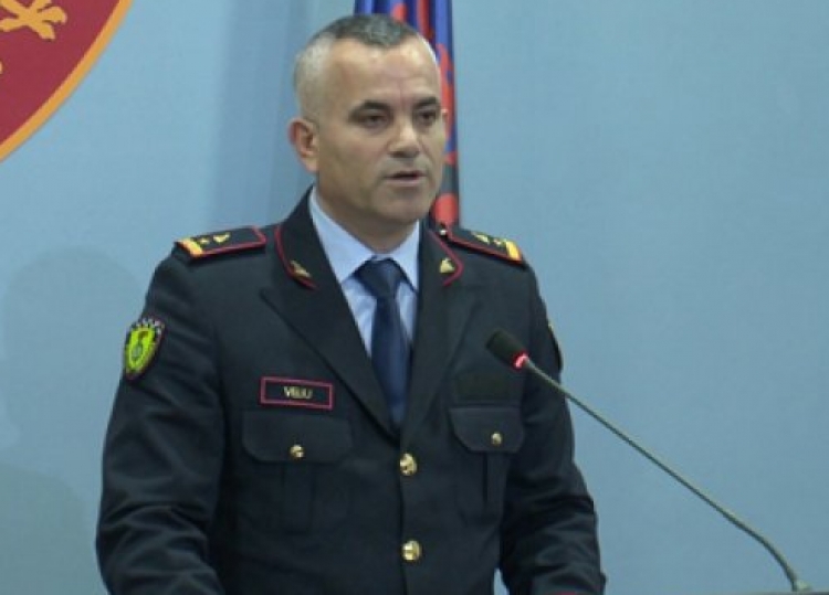 Ministri Xhafaj prezanton Drejtorin e ri të Policisë së Shtetit, Ardi Veliu