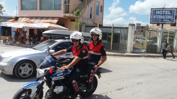 Fundjava në plazh, policia shton masat [FOTO]