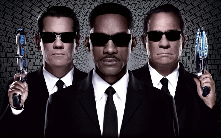Ju kujtohen Men in Black, filmi i famshëm me alienë! Së shpejti del vazhdimi i tij me plot surpriza përtej imagjinatës tuaj