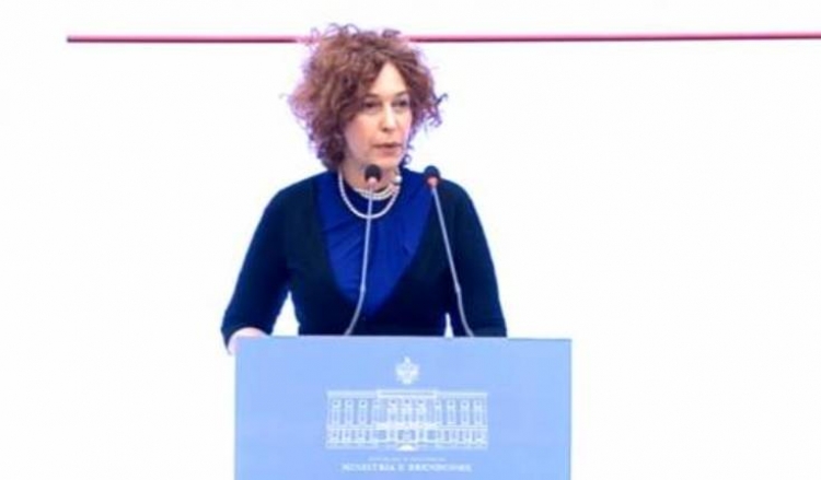 Ambsadorja e BE-së Vlahutin: “Institucionet shqiptare të paafta për të luftuar krimin”