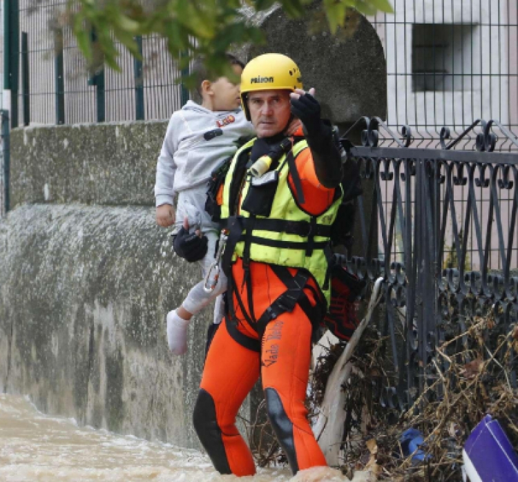 Përmbytje në Francë, viktima e shkatërrim [FOTO]
