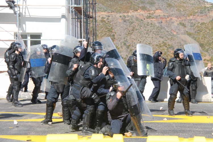 Policia ka arrestuar gjatë natës disa nga protestuesit e 