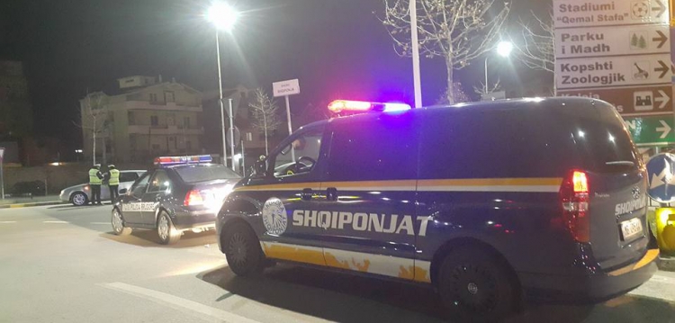 Durrës, Policia kap kokainë dhe 12 balerina