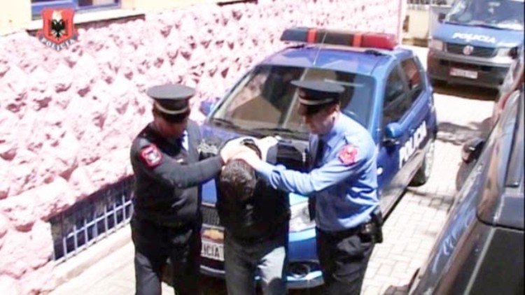 Policia e Dibrës ka zbardhur 6 ngjarje kriminale dhe ka arrestuar 5 persona