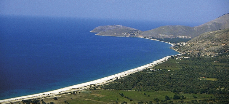 Spanjollët ftesë turistëve: Zbuloni parajsën e re mesdhetare, Shqipërinë!