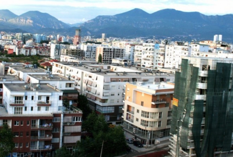 Veliaj dhuron 3 % të apartamenteve të reja në Tiranë, ja kujt do t’i jepen…