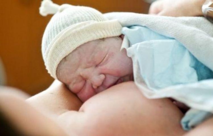 Bota në alarm, numri i lindjeve në nivelin më të ulët