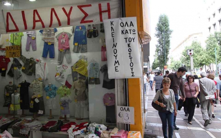 Varfëria 'mbërthen' Greqinë dhe emigrantët shqiptarë. Një në pesë persona nuk blen dot mish