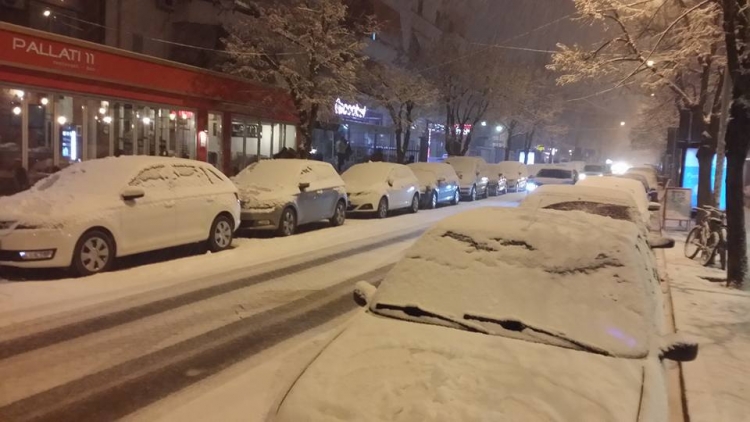 Kryebashkiaku Veliaj këshillon: Tregoni kujdes në lëvizje, kufizoni shpejtësinë