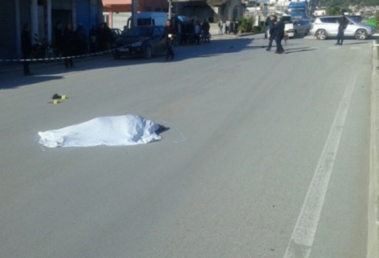 Vetëvritet një shqiptar në Greqi, hidhet nga kati i 5-të i një hoteli