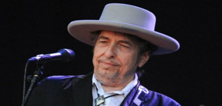 Kantautori amerikan, Bob Dylan fiton Çmimin Nobel për Letërsinë