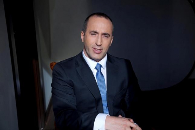 Kryeministri Haradinaj merr një dhuratë të veçantë për festat e Fundvitit, ja se për çfarë bëhet fjalë...[FOTO]