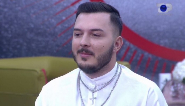 Cili ka qenë banori me hipokrizinë më të madhe në Big Brother VIP?! Ardit Çuni përgjigjet TROÇ