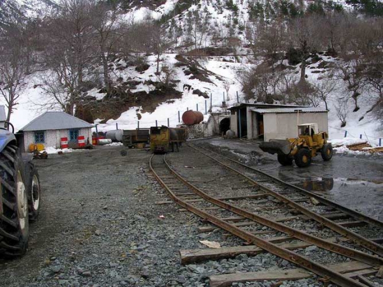 Shpërthim në minierën e Bulqizës, 2 minatorë të plagosur