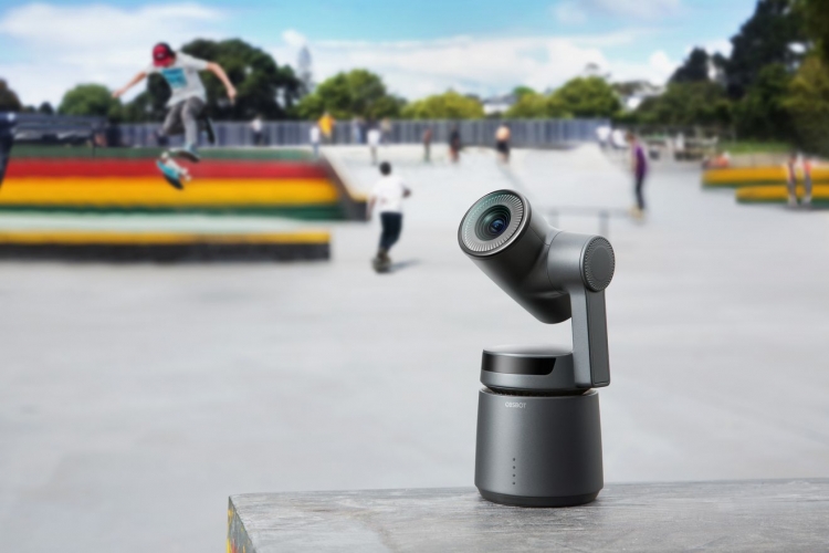 Kjo kamera do ju ndihmojë të filmoni dhe të shkrepni foto automatikisht nga larg