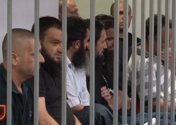 Apeli lë në burg nëntë imamët e akuzuar për terrorizëm