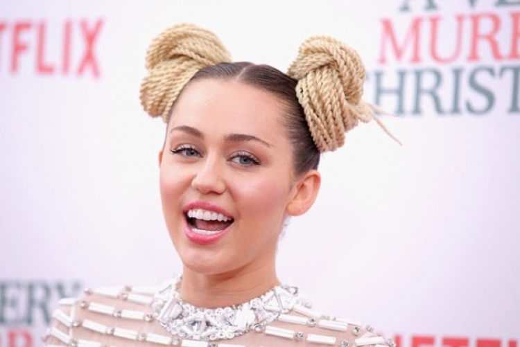 Miley Cyrus zbulon pakënaqësinë e vetme nga seriali “Hannah Montana”