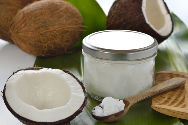 Vaji i kokosit: 20 përdorime të tij dhe pse është i rëndësishëm për bukurinë tuaj
