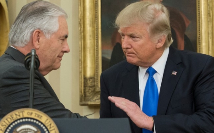 Tërmet në Shtëpinë e Bardhë, Trump shkarkon Sekretarin amerikan të Shtetit Tillerson