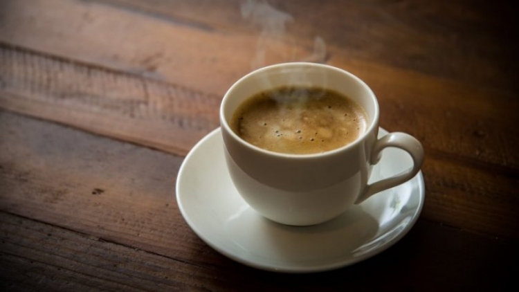 E dini ju se kafja e ngrohtë ju bën mirë për shëndetin?! Nëse jo, zbulojeni tani arsyen… E dini ju se kafja e ngrohtë ju bën mirë për shëndetin?! Nëse jo, zbulojeni tani arsyen…